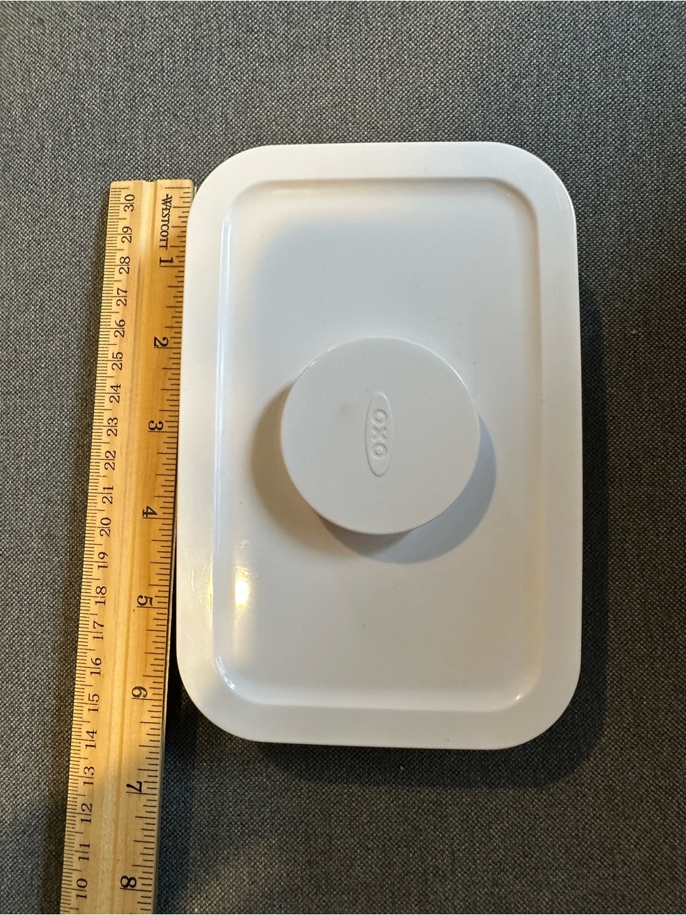 Oxo White Rectangular Storage Lid with Central Knob